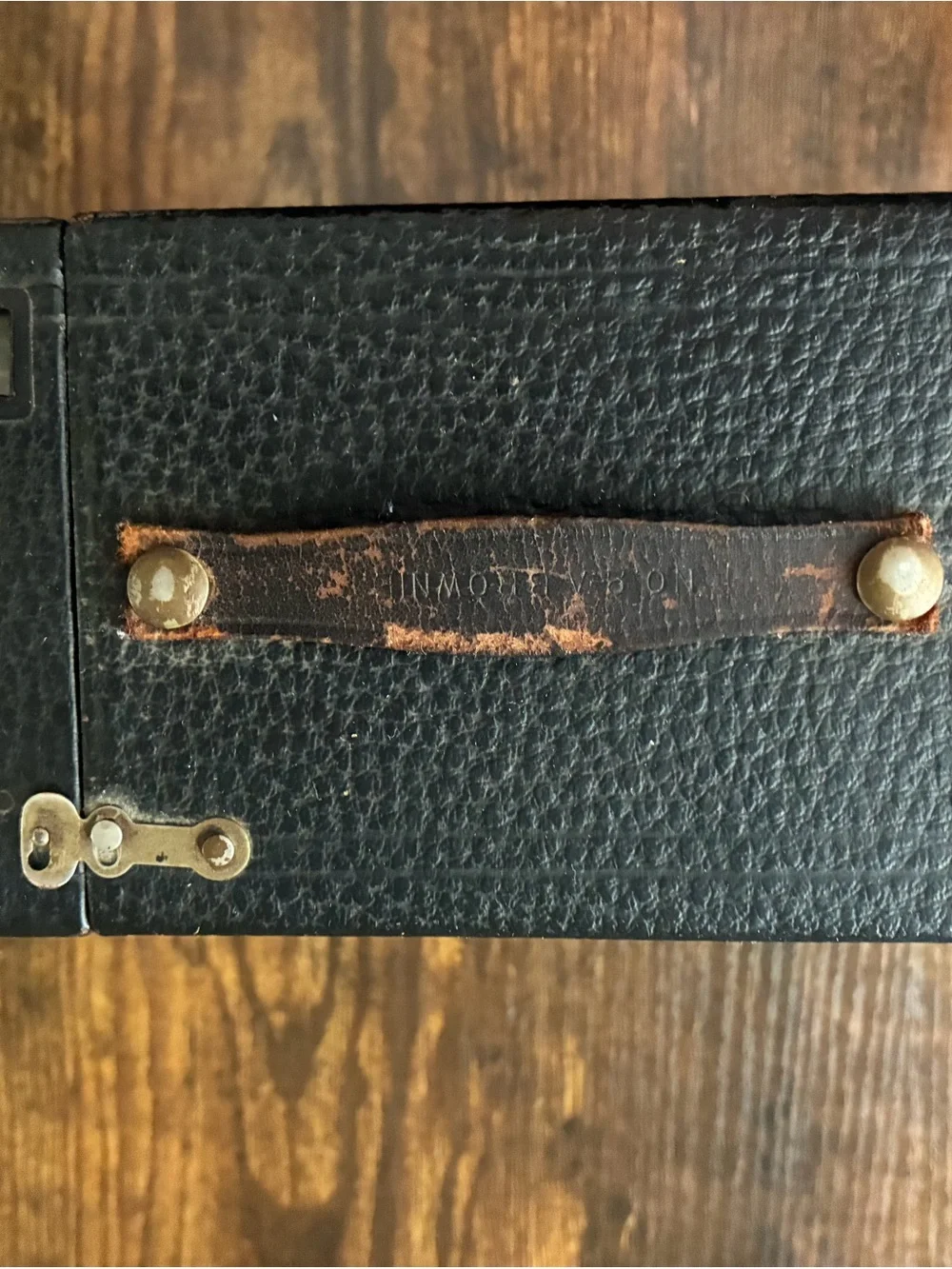 Antique Eastman Kodak No. 2A Brownie Model B Box Camera